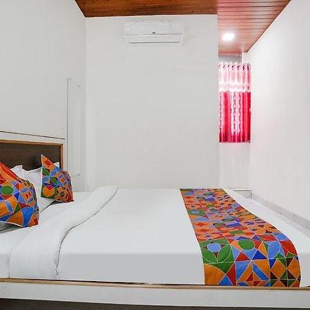 Fabexpress Sai Lodging I - Nr Nashik Railway Station Exteriér fotografie